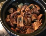 Hình bước làm 2 của món Chân nấm đông cô kho tiêu