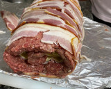 Foto del paso 3 de la receta: Rollo de carne con queso y jamón