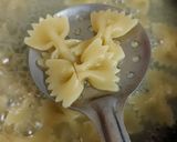 A picture of step 2 of Egg Farefalle.