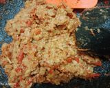 Foto langkah ke 4 dari resep Sambal Kencur Tempe Bosok.