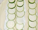 Une image de l'étape 6 de Couronne de saumon et ses fleurs en courgettes.