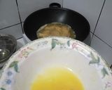 Foto langkah ke 2 dari resep Ayam krispi balur telur.