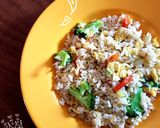 Foto langkah ke 4 dari resep 24. Nasi BlueBand Salmon w/ Italian Herbs #BikinRamadanBerkesan.