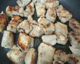 Foto del paso 1 de la receta: Arroz con costilla de cerdo al cava