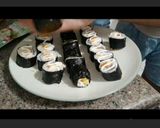 Foto langkah ke 6 dari resep Sushi simple.