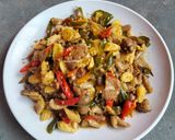 Foto langkah ke 4 dari resep Kulit ayam bumbu iris.