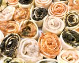 Foto del passaggio 4 della ricetta Ghirlanda di pasta sfoglia