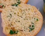 A picture of step 5 of Crispy Cheesy Garlic Bun.