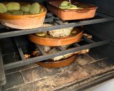 Foto del paso 5 de la receta: Pierna Lechal al horno de leña