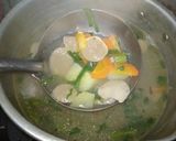 Foto langkah ke 4 dari resep Sop bakso.