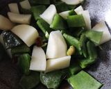 শিম আলু পোস্ত(shim aloo posto recipe in Bengali) রেসিপির ধাপ 1 ছবি