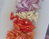 Foto langkah ke 2 dari resep Oseng usus ayam.
