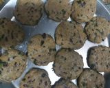 A picture of step 5 of Leftover chapati cutlet.