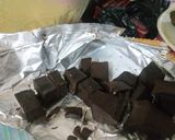 Foto langkah ke 4 dari resep Bola-bola pisang coklat.