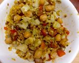 A picture of step 3 of Masala chat tart.