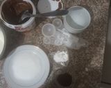 صورة لخطوة 1 من وصفة شوكولا ساخن ذوق شوكولا طلاء