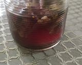 A picture of step 2 of Hibiscus flowers Tea.