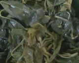 Foto langkah ke 1 dari resep Lodeh daun singkong dan lembayung.