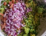 A picture of step 6 of Delicious fresh guacamole.
