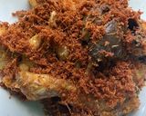 Foto langkah ke 5 dari resep Ayam goreng lengkuas kelapa.