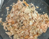 Foto del paso 2 de la receta: Pudin de salmón y gambas