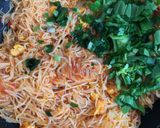 Foto langkah ke 3 dari resep 11. Bihun Goreng Jowo.