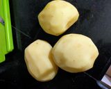 A picture of step 1 of Patika Bhajiya (Potato Fritters).