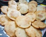 A picture of step 8 of Moth Dal with Masala Kachori.