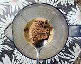 Foto del paso 4 de la receta: 🍌 🍫 Budín de banana marmolado con chips de chocolate 🍫 🍌 Fácil y saludable 🌀 en licuadora
