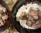 A picture of step 2 of Flour-Dusted Pork Ribs.