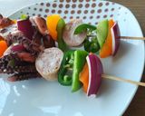 Foto del paso 6 de la receta: Brochetas de pulpo y chorizo argentino asadas 🍢🍡🐙