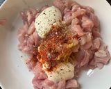 A picture of step 2 of Brown chicken.