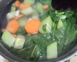 Foto langkah ke 3 dari resep Bening Bayam Wortel Labu Siam.