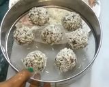 A picture of step 3 of Porcupine Chicken Balls.