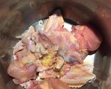 Hình bước làm 1 của món Cánh gà nấu canh ngô nấm