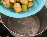 Hình bước làm 3 của món Cách nấu giò heo hầm quả vả