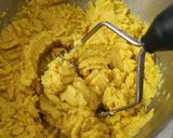 A picture of step 3 of Puran poli.
