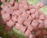 Foto del paso 3 de la receta: Tallarines verdes con salsa de salchichas