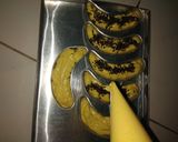 Foto langkah ke 5 dari resep Banana cotton cake.