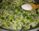 A picture of step 2 of Cabbage Cheese Sandwich.