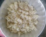 A picture of step 4 of Baked Mac and Cheese.