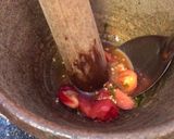 รูปขั้นตอนการทำที่ 2 ของ ส้มตำเห็ด #กินผักรักสุขภาพ2