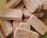 Foto langkah ke 3 dari resep Tempe goreng kering.