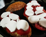 Foto del paso 4 de la receta: Tostada caliente con tomate natural, queso fresco y fiambre