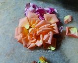 Une image de l'étape 1 de Confiture de pétales de roses 🌹.