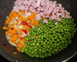Foto del paso 4 de la receta: Arroz Tres Delicias con Salsa de Soja