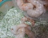 Foto langkah ke 4 dari resep Bakwan Daun Kucai udang.