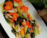 Foto langkah ke 6 dari resep Tumis Jamur Pokcoy.