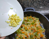 Foto del paso 2 de la receta: Curry de pollo (sin leche de coco)
