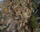 Foto langkah ke 3 dari resep Oseng usus lombok ijo.